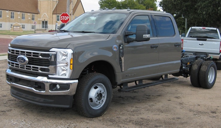 2026 Ford F-350 Super Duty Chassis Cab