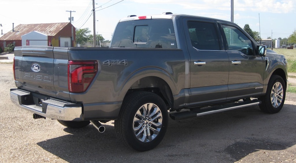 New 2025 Ford F-150 Lariat TRUCK