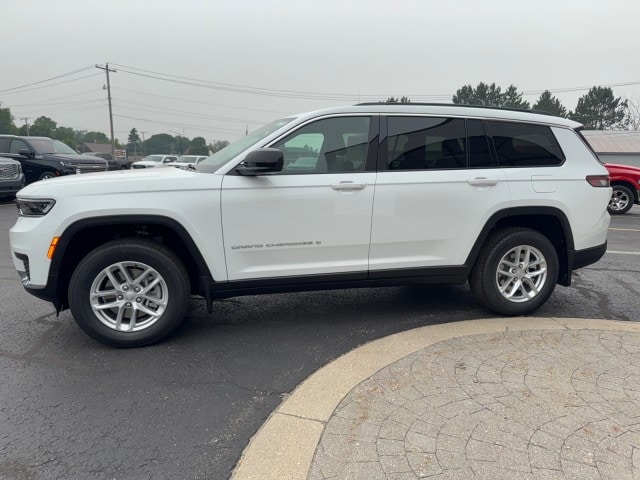 2026 Jeep Grand Cherokee L Laredo - Photo 2