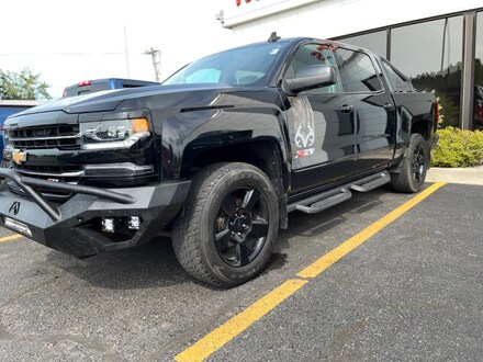 2017 Chevrolet Silverado 1500 LTZ Truck Crew Cab