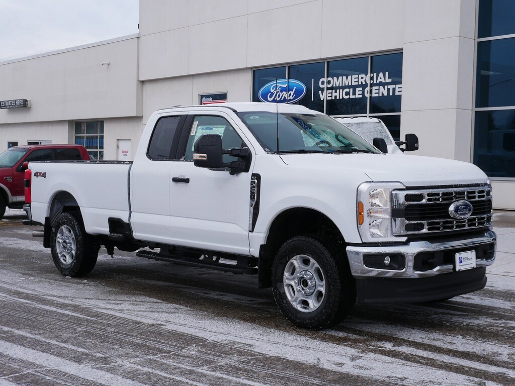 New 2026 Ford F-250 XLT Truck Super Cab