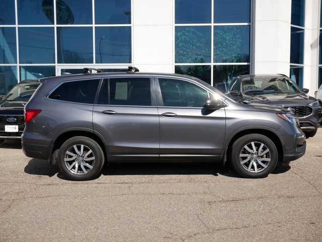 Used 2020 Honda Pilot EX-L with VIN 5FNYF6H5XLB049300 for sale in Inver Grove, Minnesota
