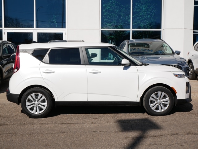 Used 2021 Kia Soul LX with VIN KNDJ23AU1M7761313 for sale in Inver Grove, Minnesota