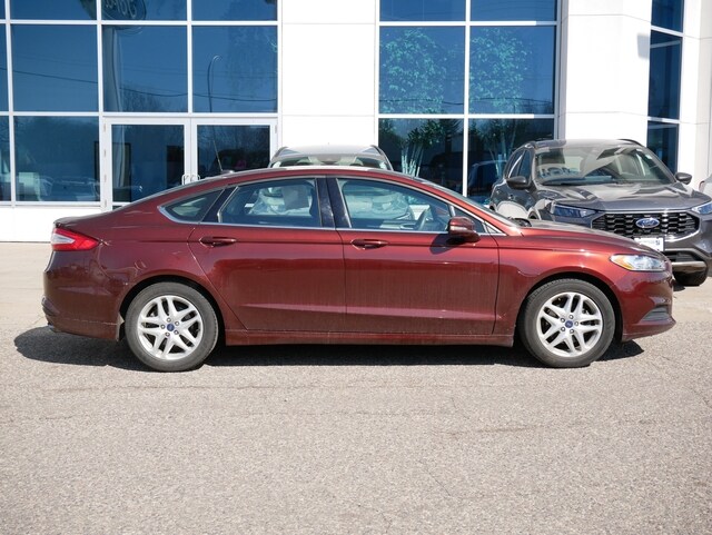 Used 2016 Ford Fusion SE with VIN 3FA6P0HD9GR239737 for sale in Inver Grove, Minnesota