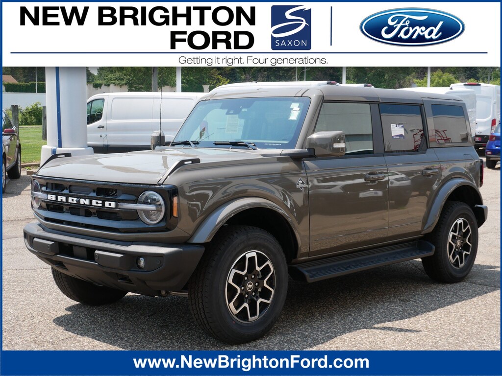 New 2025 Ford Bronco Outer Banks SUV