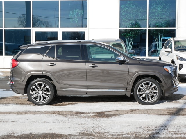 Used 2019 GMC Terrain Denali with VIN 3GKALXEX7KL297904 for sale in Oakdale, Minnesota