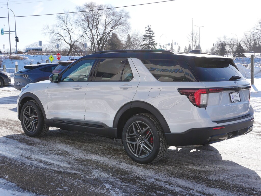 New 2026 Ford Explorer ST-Line SUV