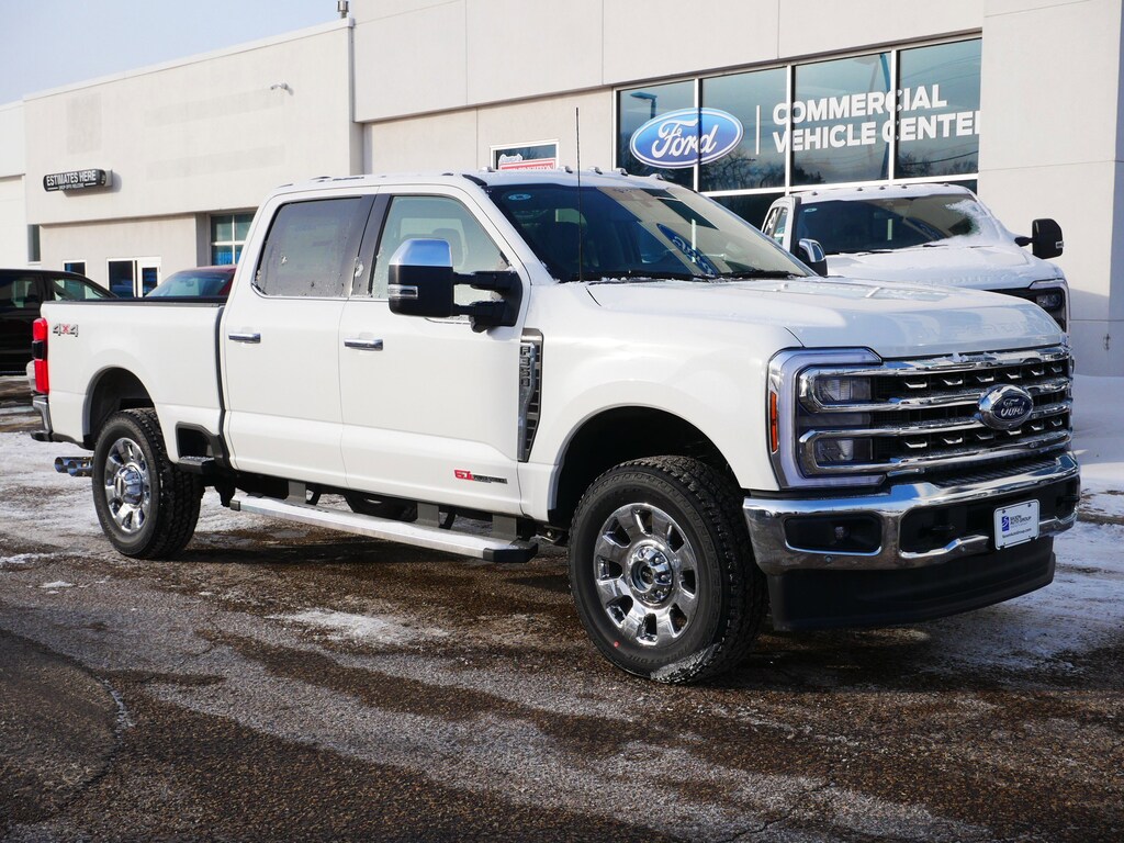 New 2026 Ford F-350 LARIAT Truck Crew Cab