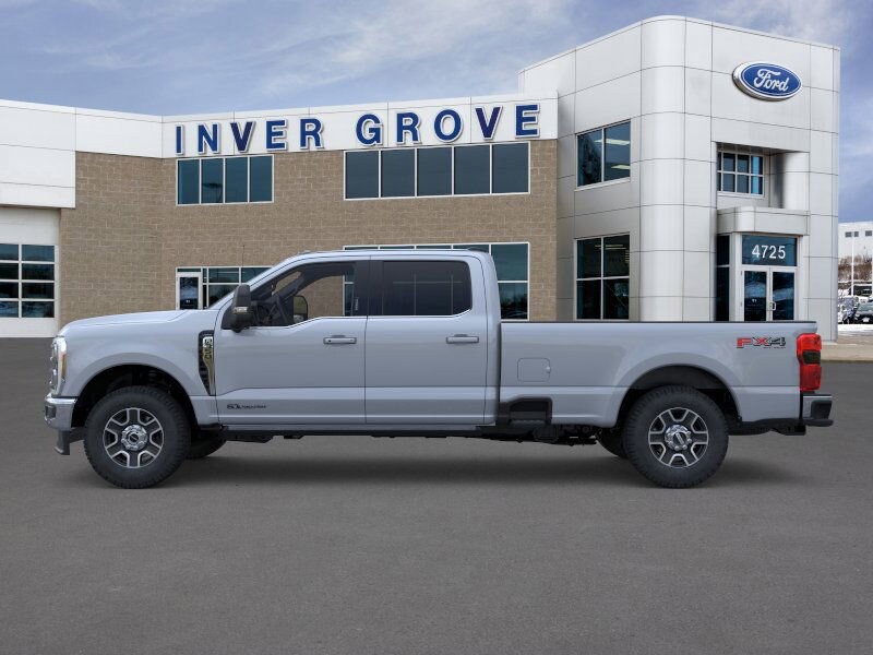 2026 Ford F-350 Lariat photo 2