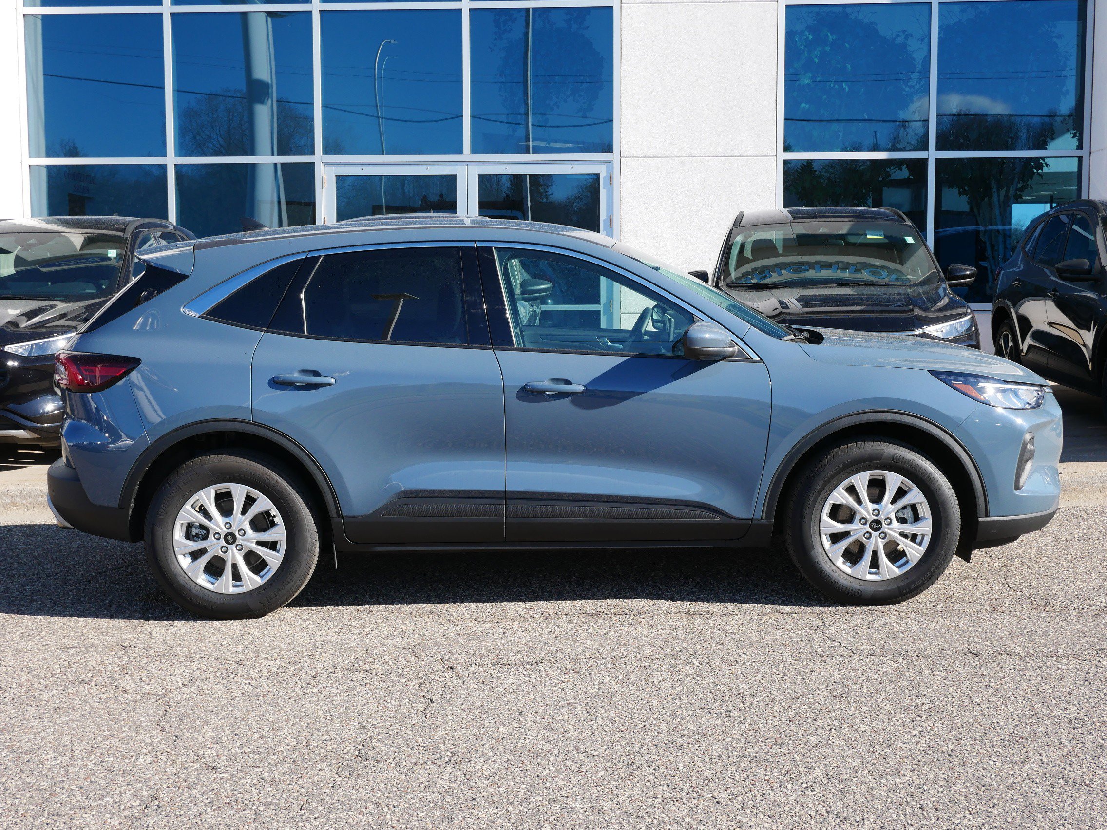 Used 2023 Ford Escape Active with VIN 1FMCU9GN1PUA55076 for sale in New Brighton, Minnesota