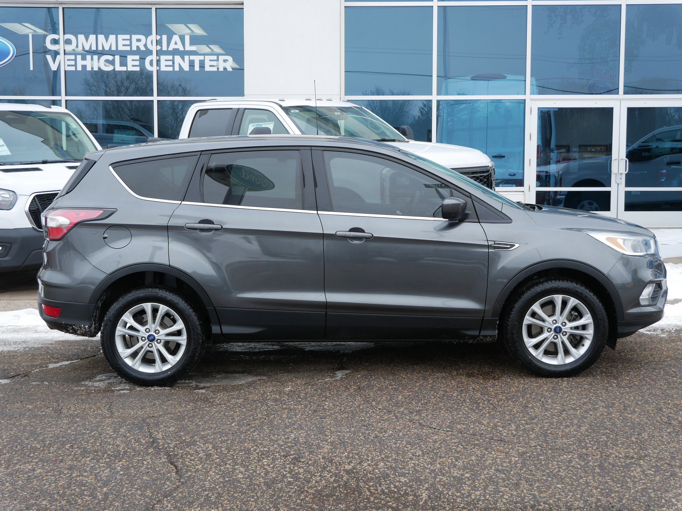 Used 2017 Ford Escape SE with VIN 1FMCU9GD2HUA82196 for sale in New Brighton, Minnesota