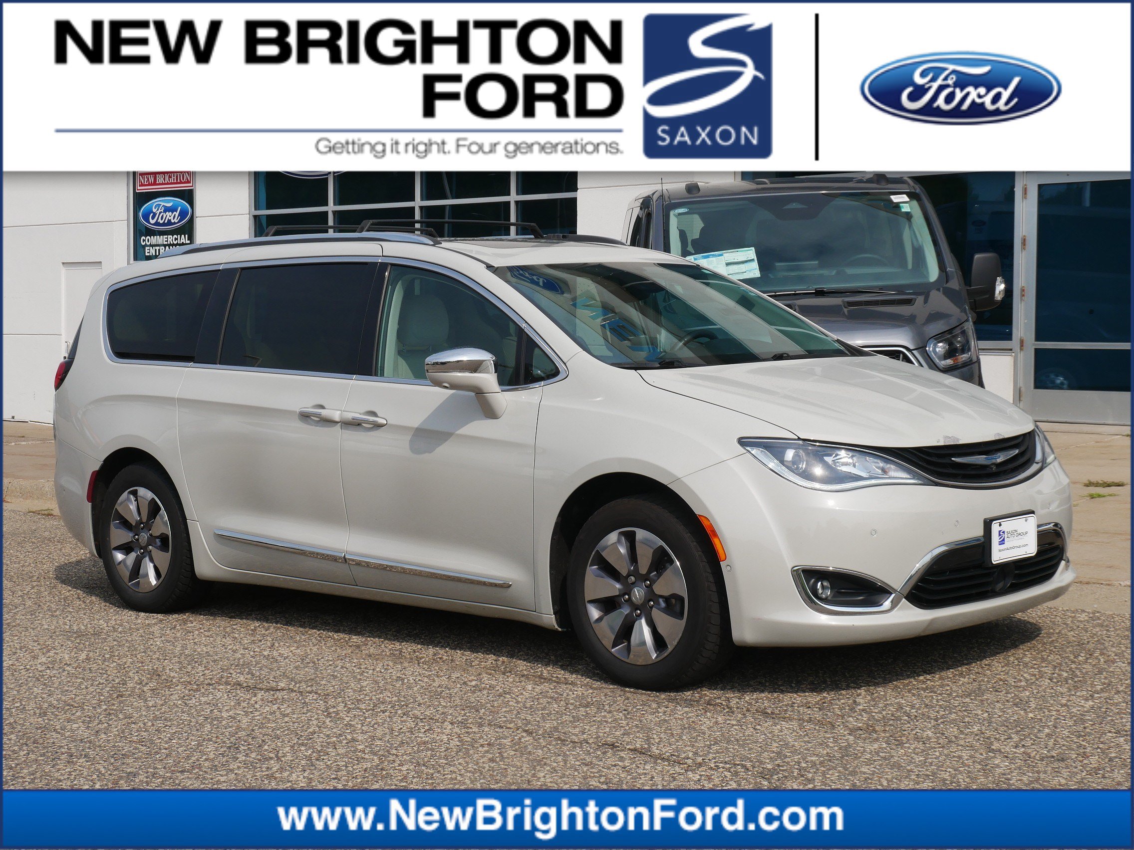 Used 2017 Chrysler Pacifica Hybrid Platinum with VIN 2C4RC1N77HR692270 for sale in New Brighton, Minnesota