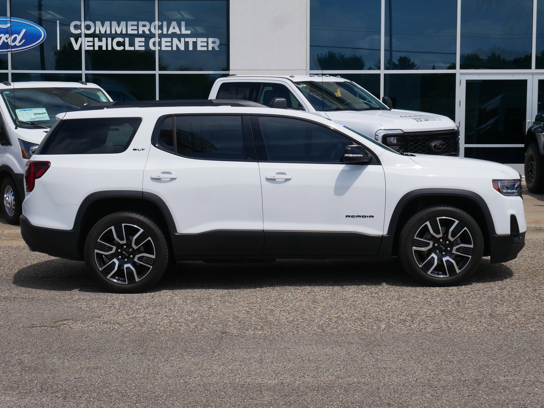 Certified 2021 GMC Acadia SLT with VIN 1GKKNULS5MZ183464 for sale in New Brighton, Minnesota