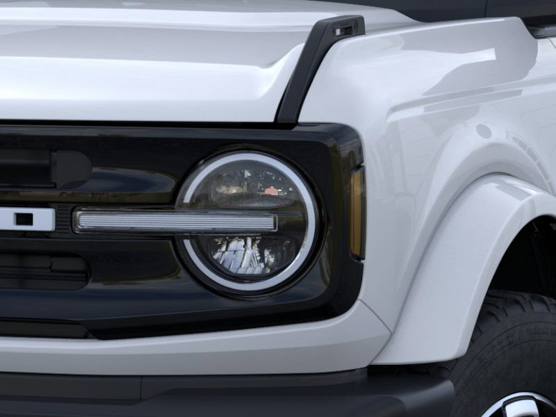 2025 Ford Bronco Outer Banks photo 3