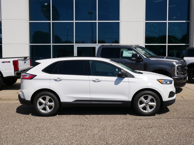 Used 2019 Ford Edge SE with VIN 2FMPK3G95KBB17942 for sale in New Brighton, MN