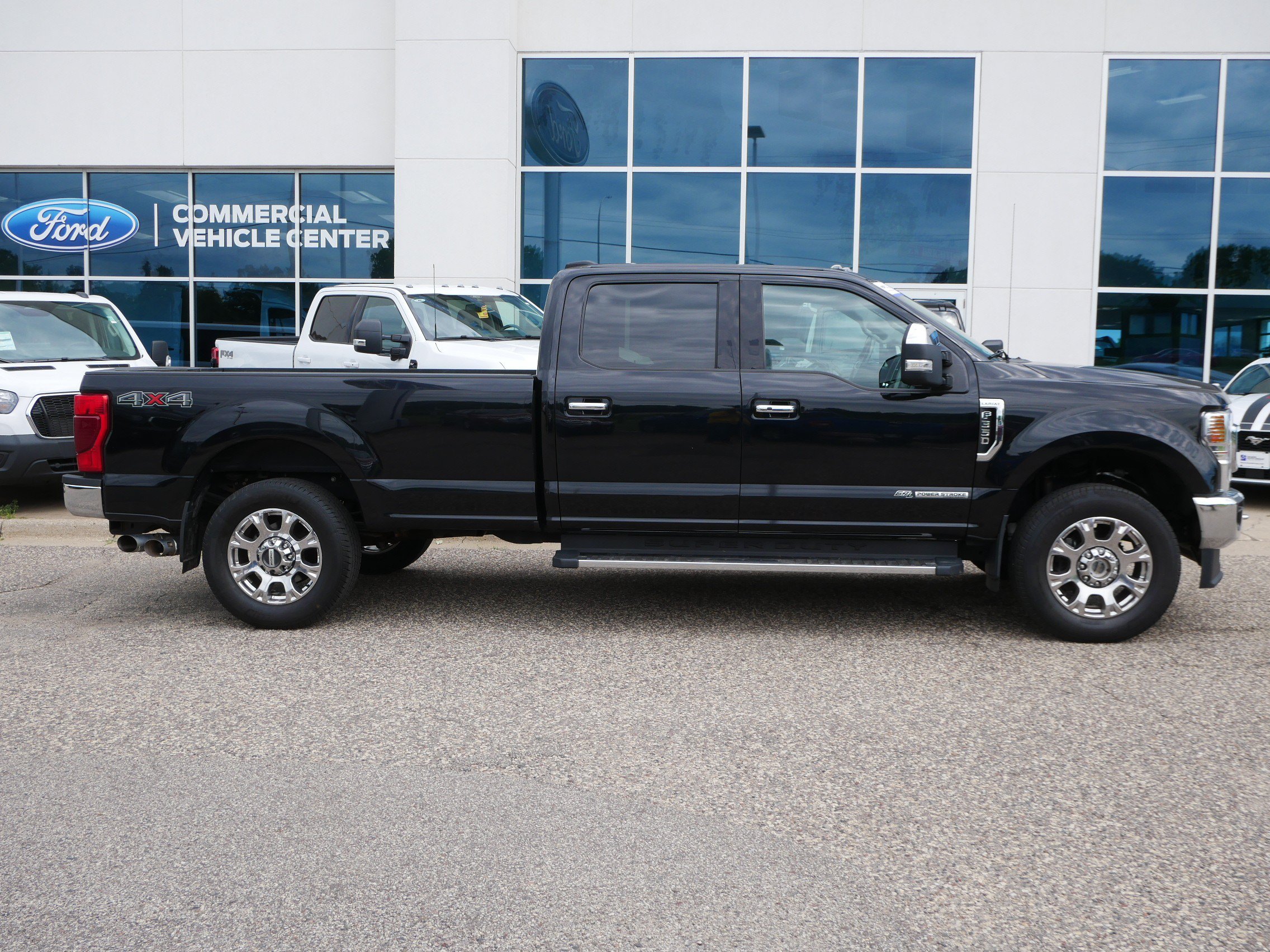 Used 2021 Ford F-350 Super Duty Lariat with VIN 1FT8W3BT4MED01325 for sale in New Brighton, Minnesota