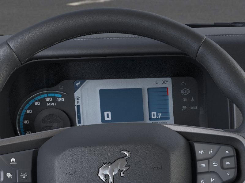 2025 Ford Bronco Outer Banks photo 2