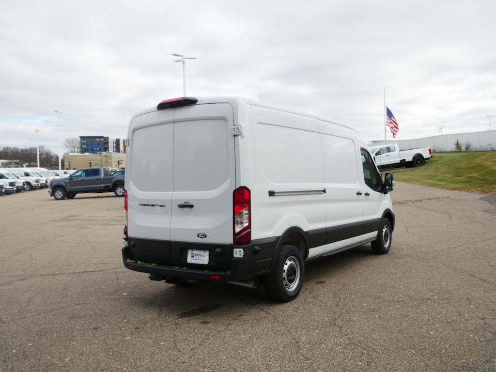 2026 Ford Transit Cargo Van photo 3