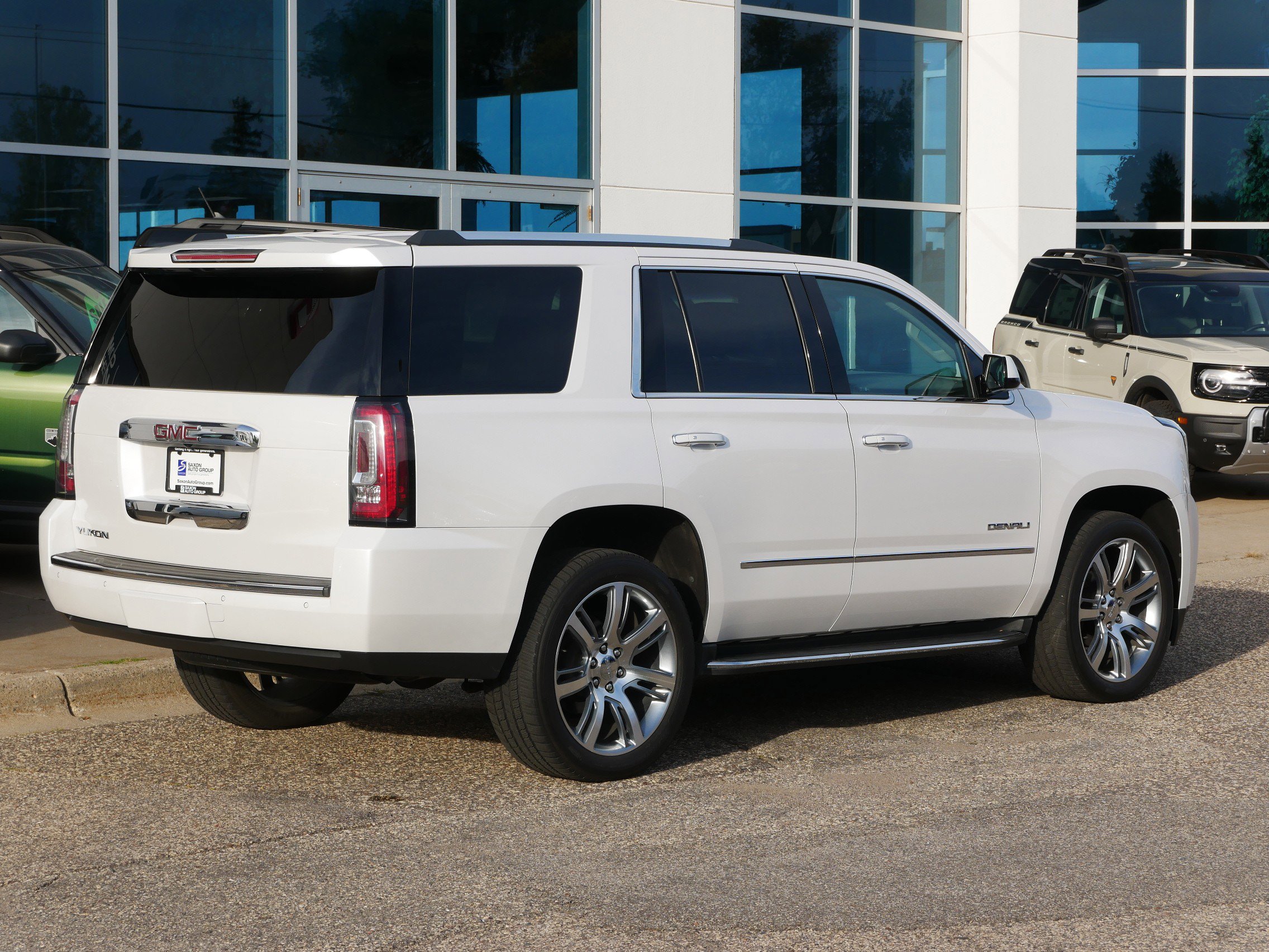 2018 Gmc Yukon Denali photo 3