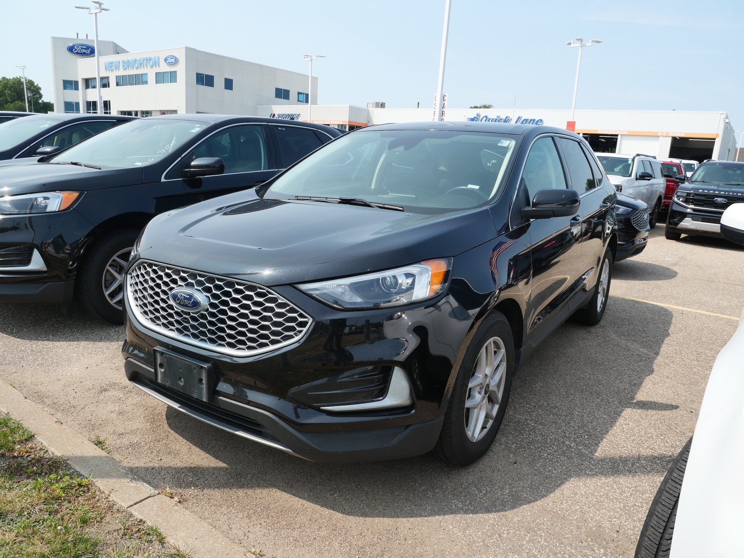 Used 2024 Ford Edge SEL with VIN 2FMPK4J97RBA86427 for sale in New Brighton, Minnesota