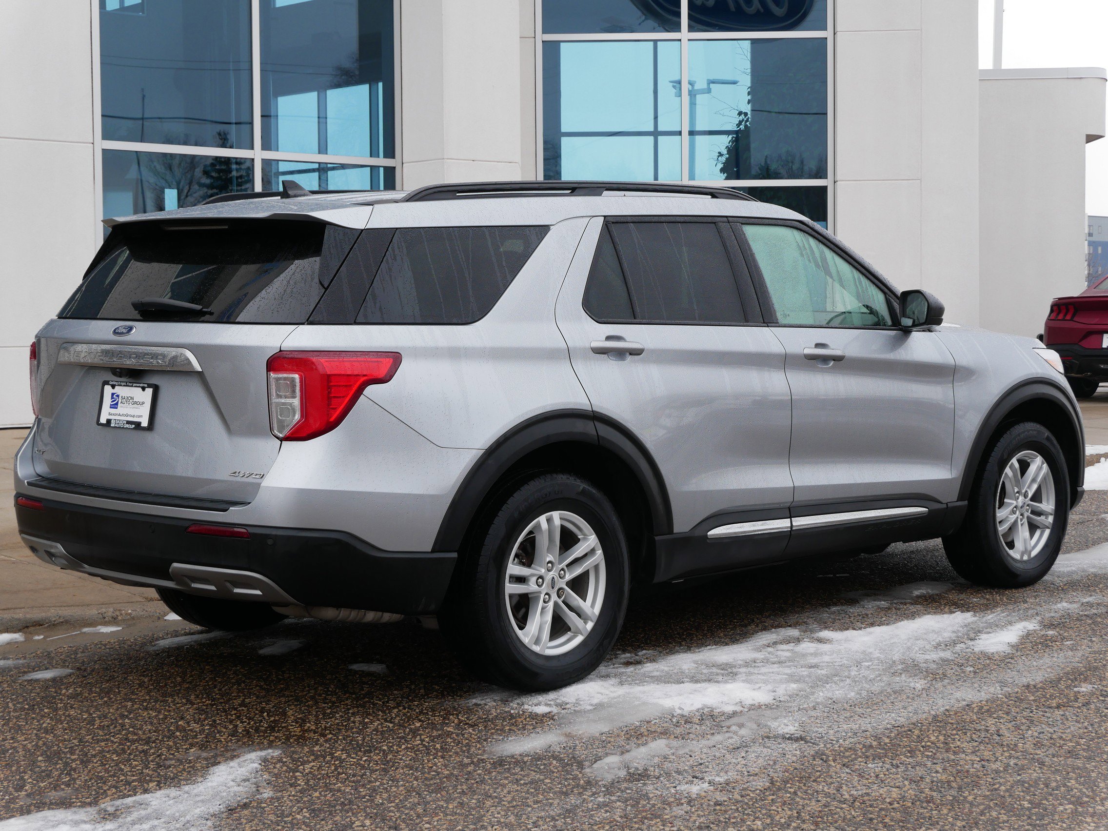 Used 2022 Ford Explorer XLT with VIN 1FMSK8DH9NGC32298 for sale in New Brighton, Minnesota