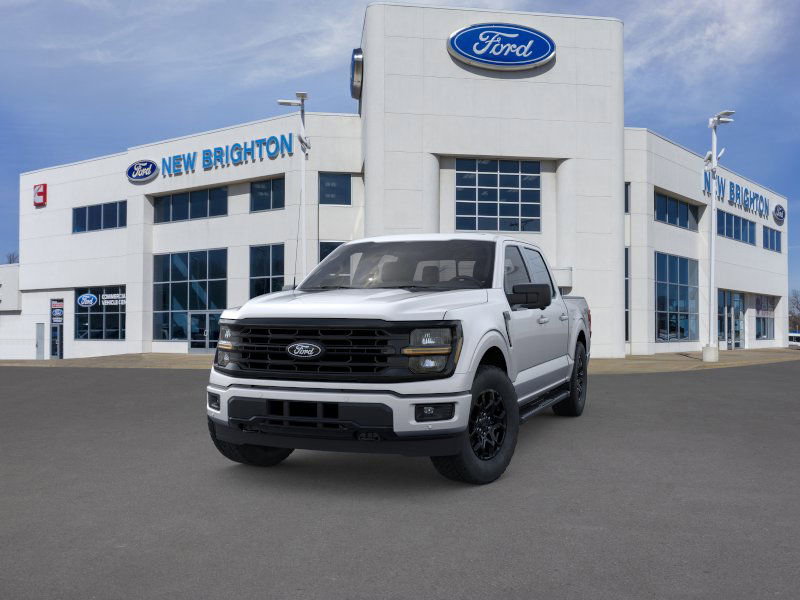 2025 Ford F-150 XLT photo 2