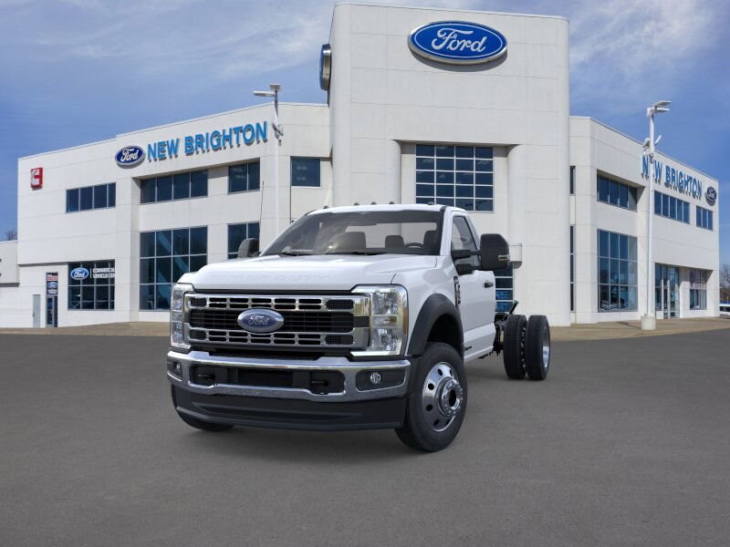 2026 Ford F-550 XLT photo 2
