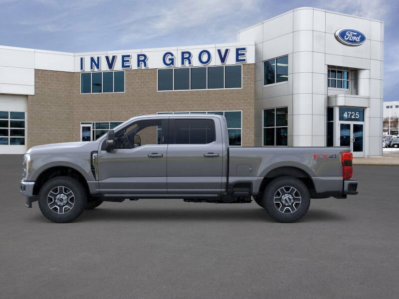 2026 Ford F-350 Lariat photo 3