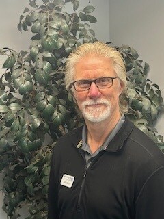 Staff member Jim Baker from ID_186851449ce5