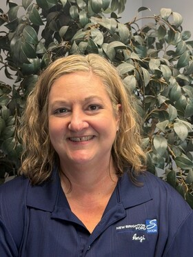 Staff member Angi Mitchum  from ID_186851449ce5