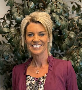 Staff member Julie Bakken from ID_c1d080