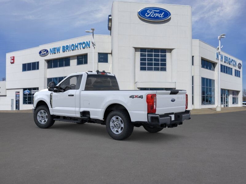 2026 Ford F-350 XLT photo 3