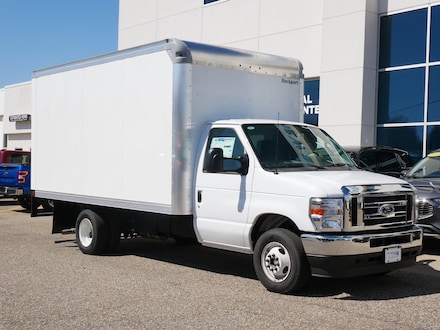 2025 Ford E-Series Cutaway E-350 SRW 138 WB