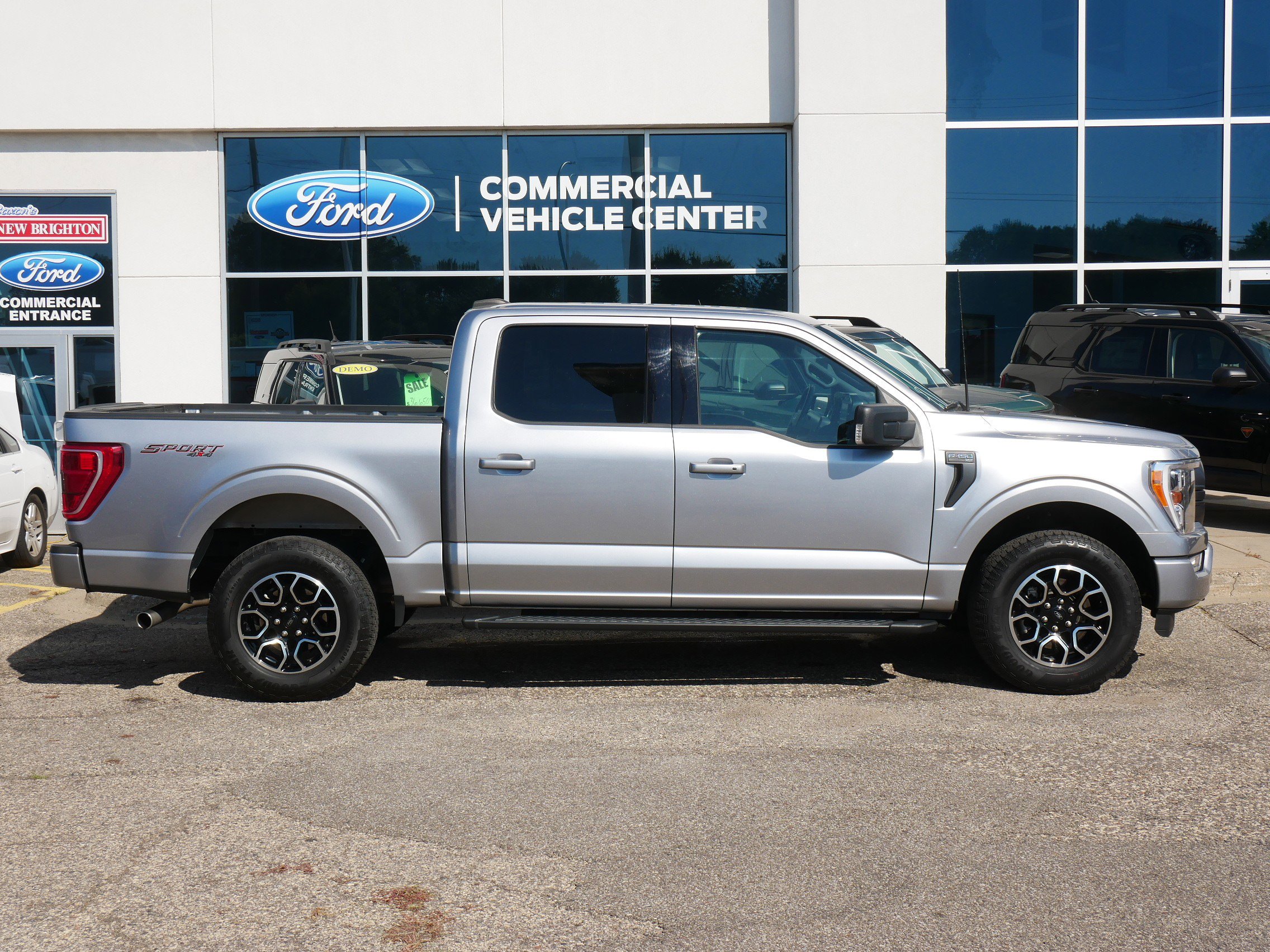 Used 2022 Ford F-150 XLT with VIN 1FTEW1EP4NFA15489 for sale in New Brighton, Minnesota