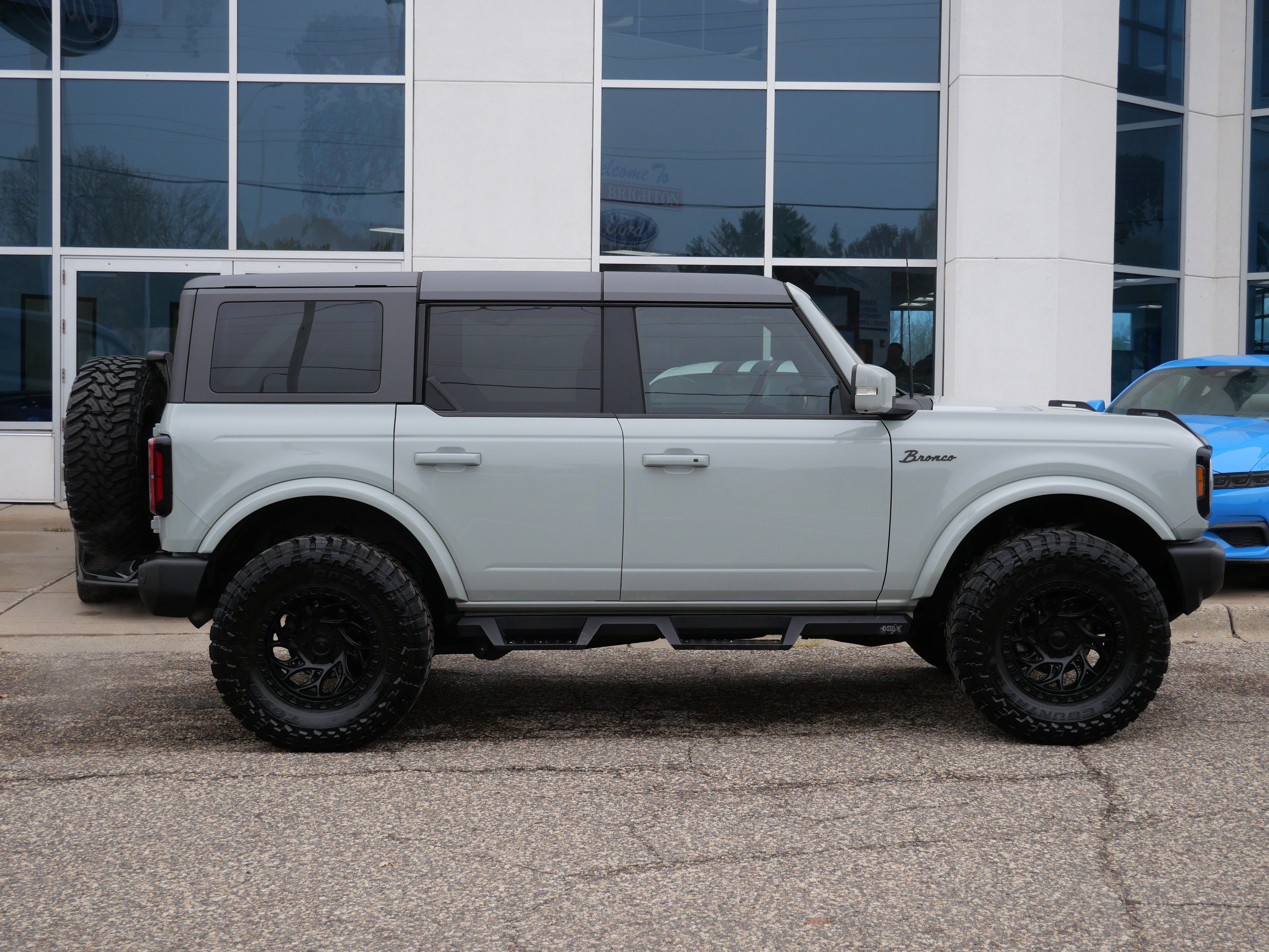 Used 2023 Ford Bronco 4-Door Outer Banks with VIN 1FMEE5BP2PLC17861 for sale in New Brighton, Minnesota