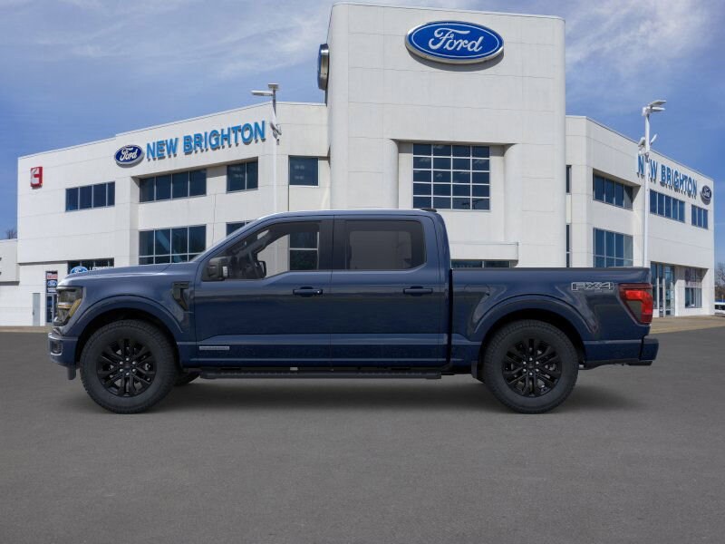 2025 Ford F-150 XLT photo 3