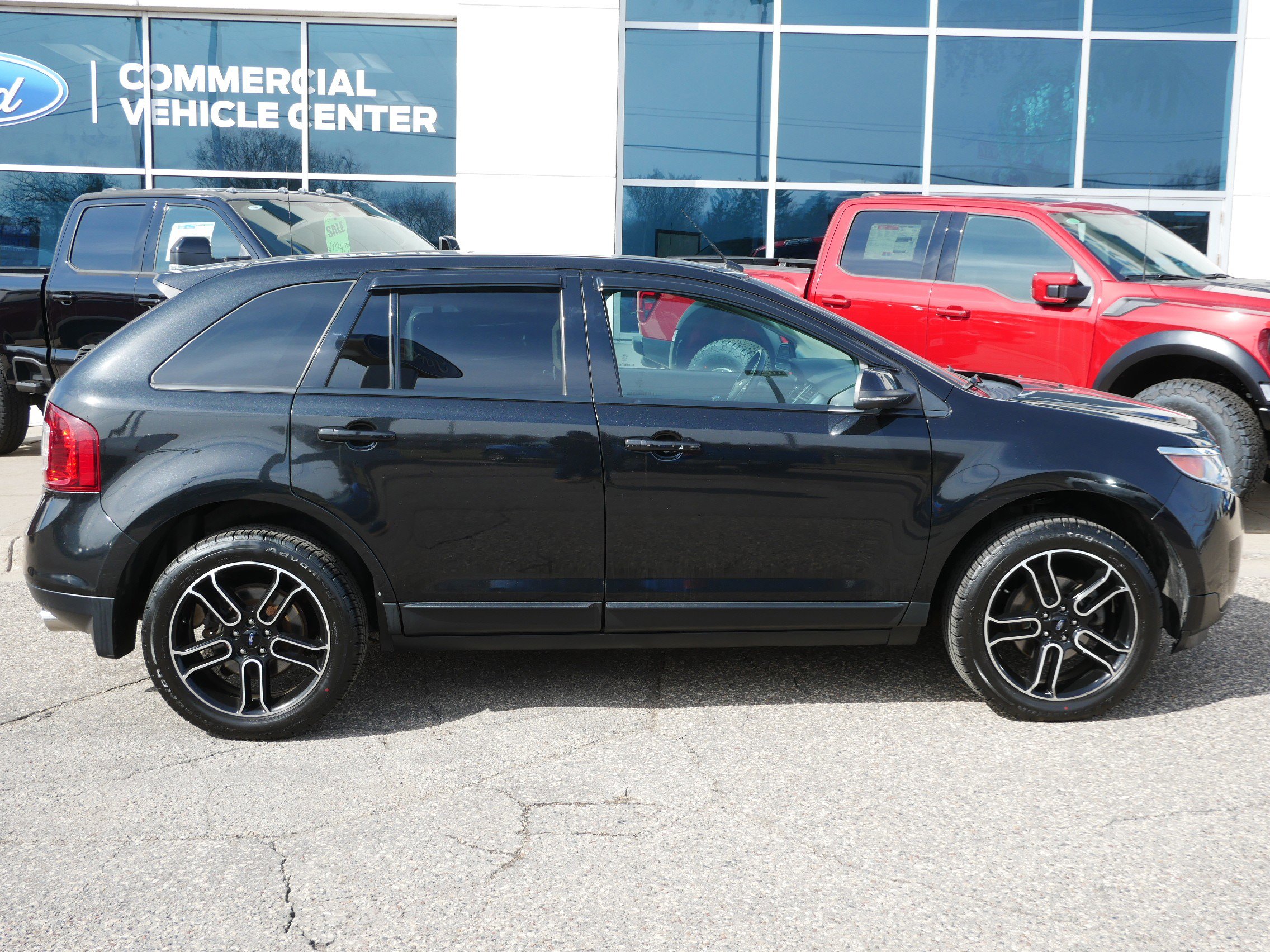 Used 2013 Ford Edge SEL with VIN 2FMDK4JC8DBC69875 for sale in New Brighton, Minnesota