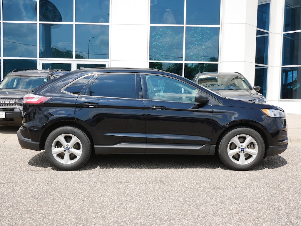 Used 2020 Ford Edge SE SUV