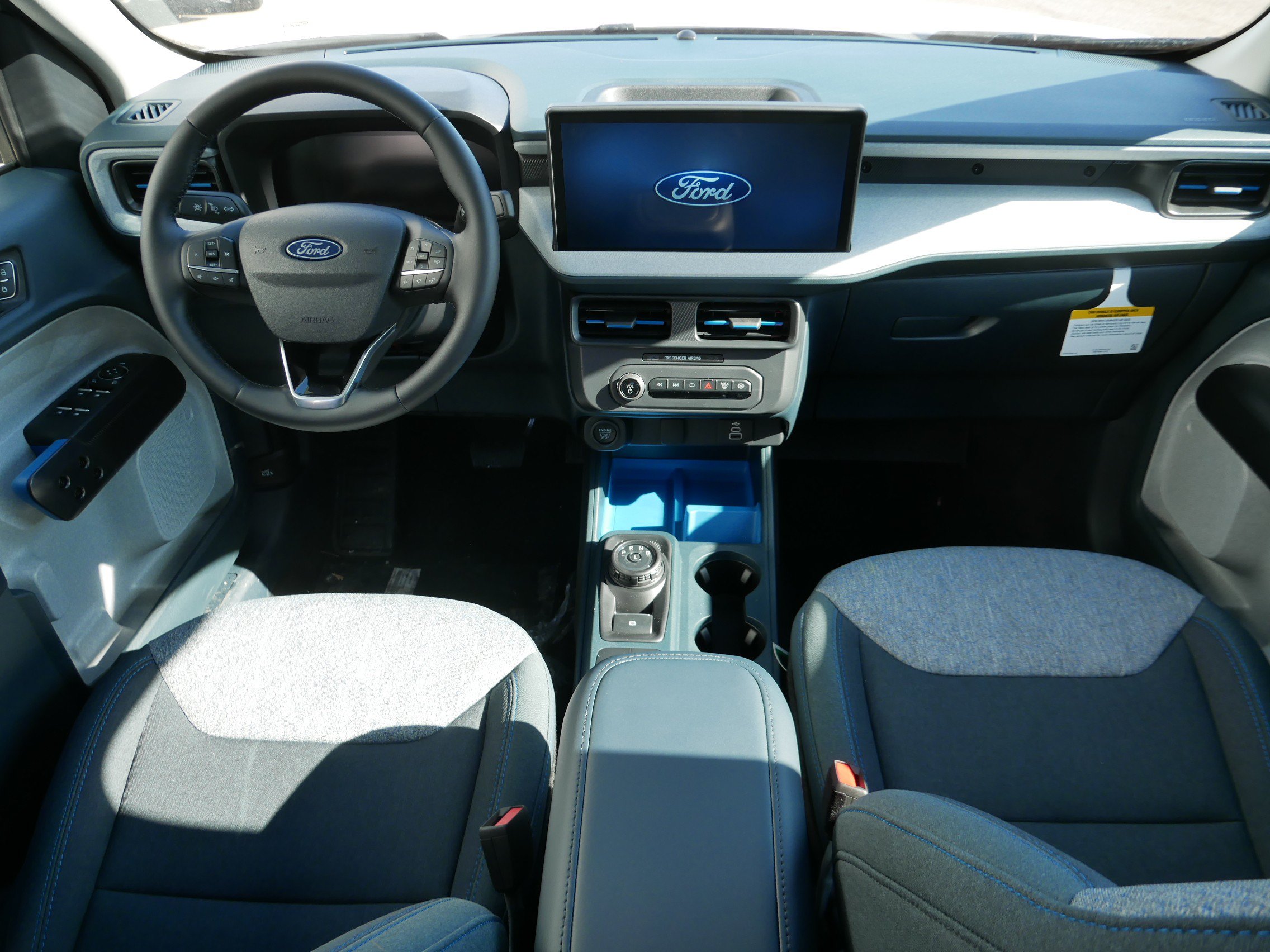 2025 Ford Maverick XLT - Photo 7