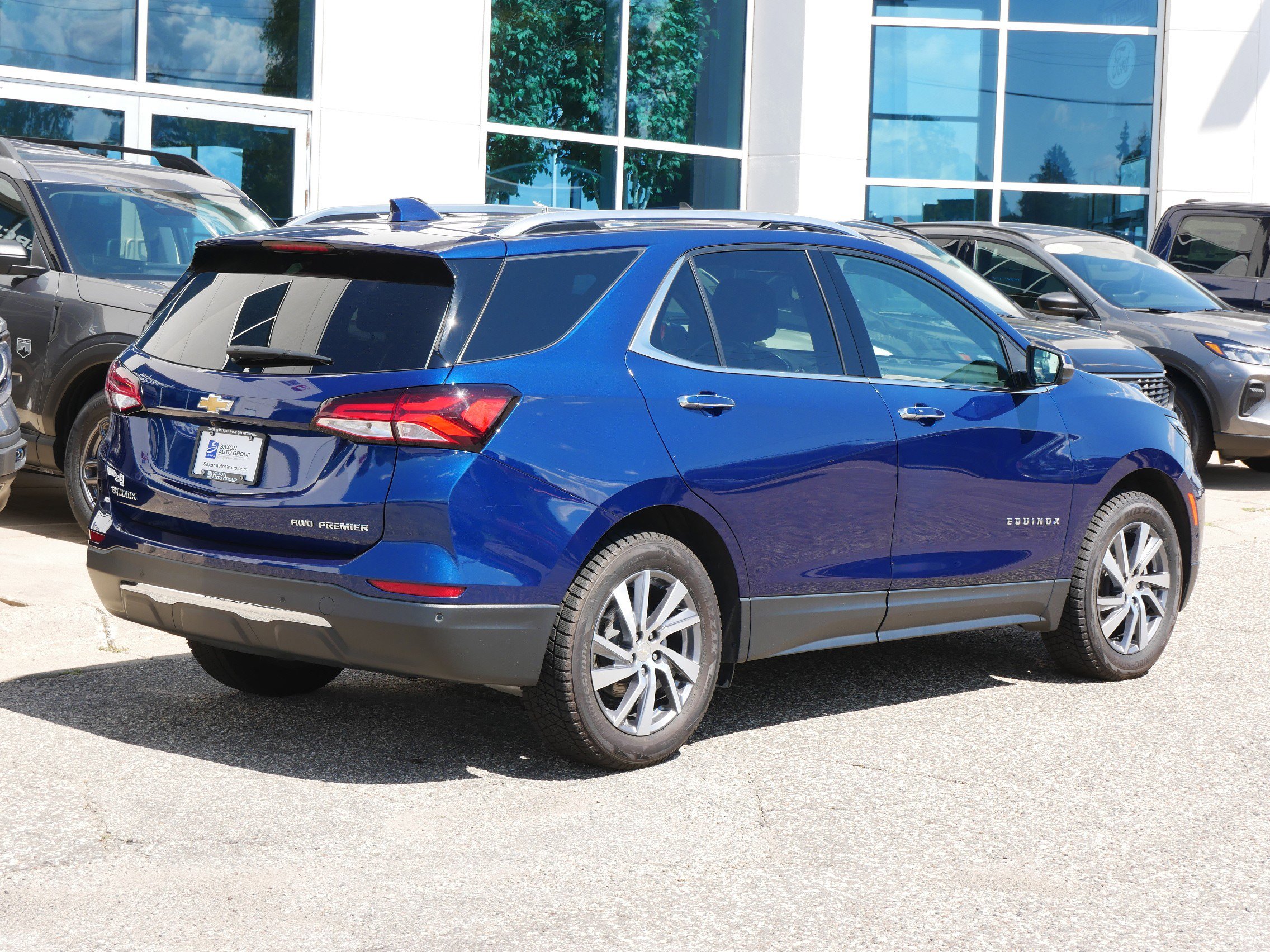 2022 Chevrolet Equinox Premier photo 3