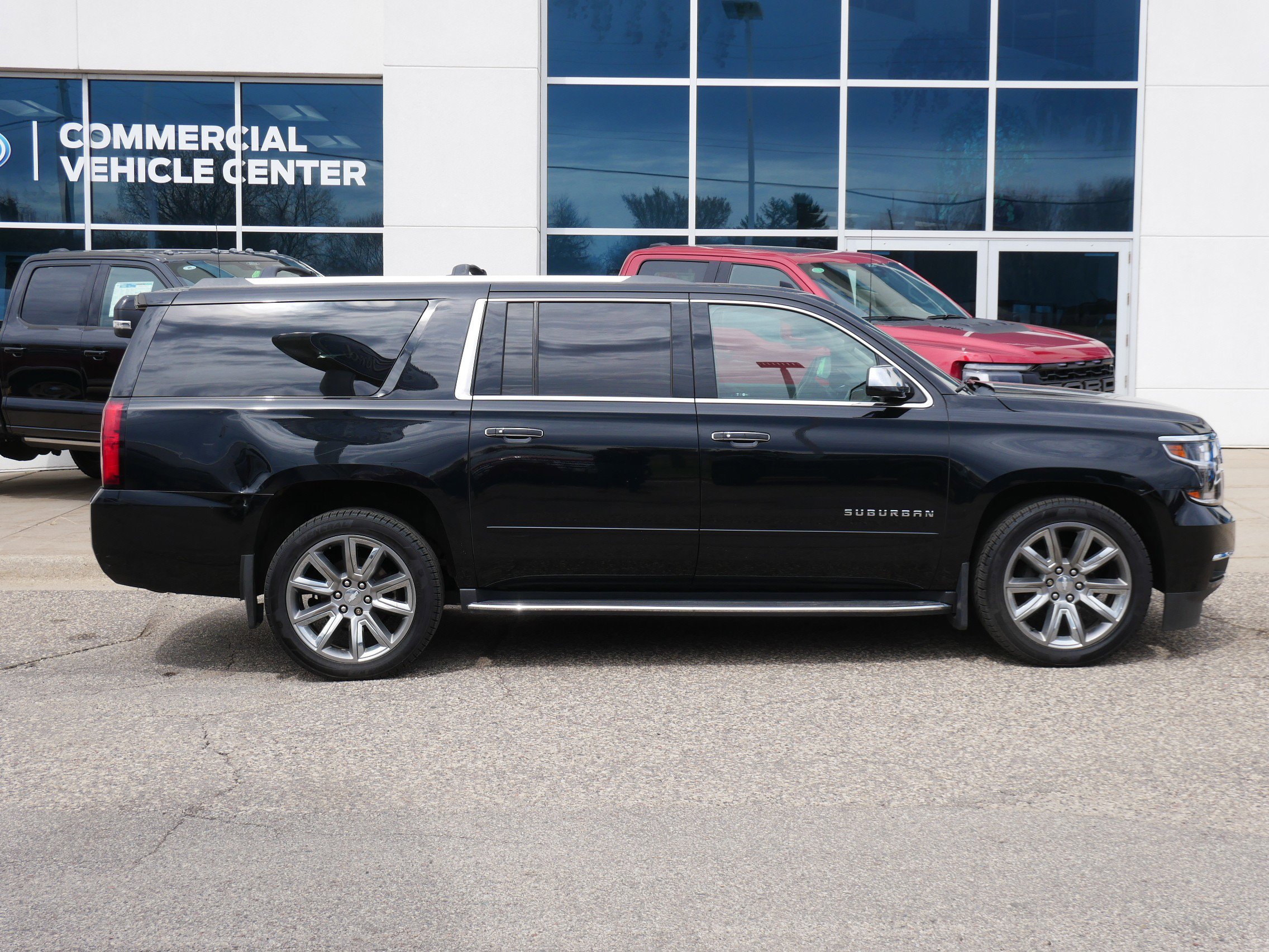Used 2017 Chevrolet Suburban Premier with VIN 1GNSKJKC5HR273773 for sale in New Brighton, Minnesota