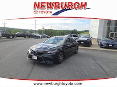 2024 Toyota Camry Hybrid SE Sedan