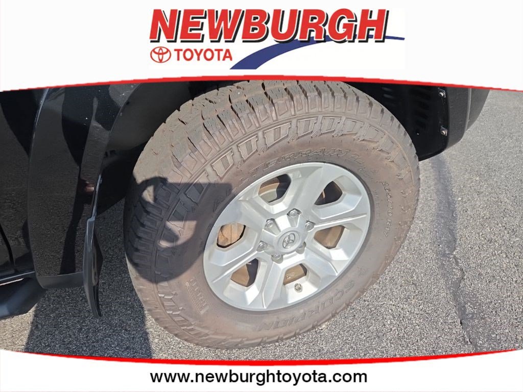 2021 Toyota 4Runner SR5 - Photo 12