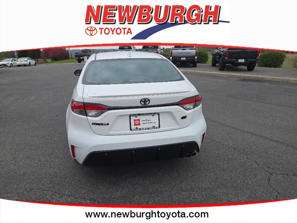 2024 Toyota Corolla SE - Photo 4