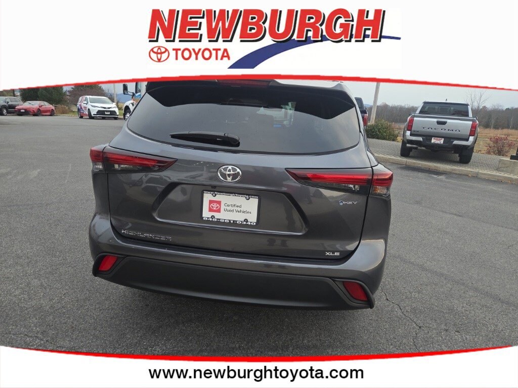 Certified 2025 Toyota Highlander Hybrid XLE SUV