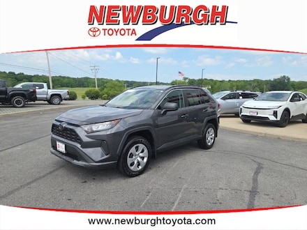 2020 Toyota RAV4 LE SUV