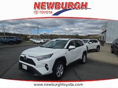 2020 Toyota RAV4 Hybrid XLE SUV