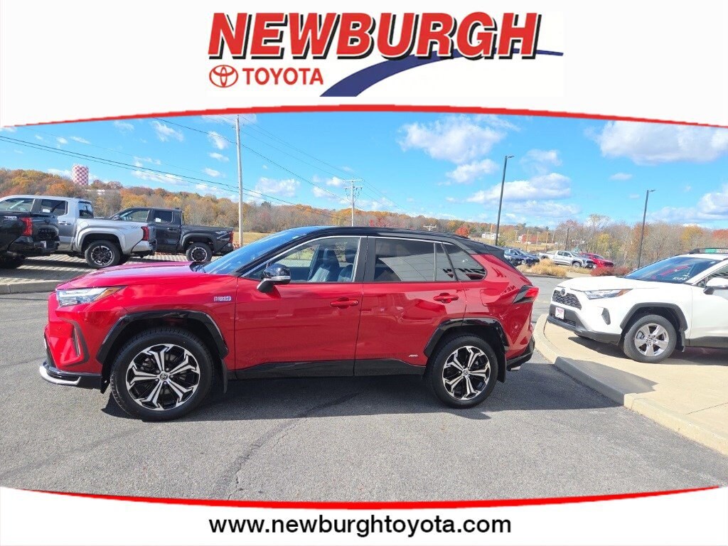 2023 Toyota RAV4 Prime XSE Premium photo 2