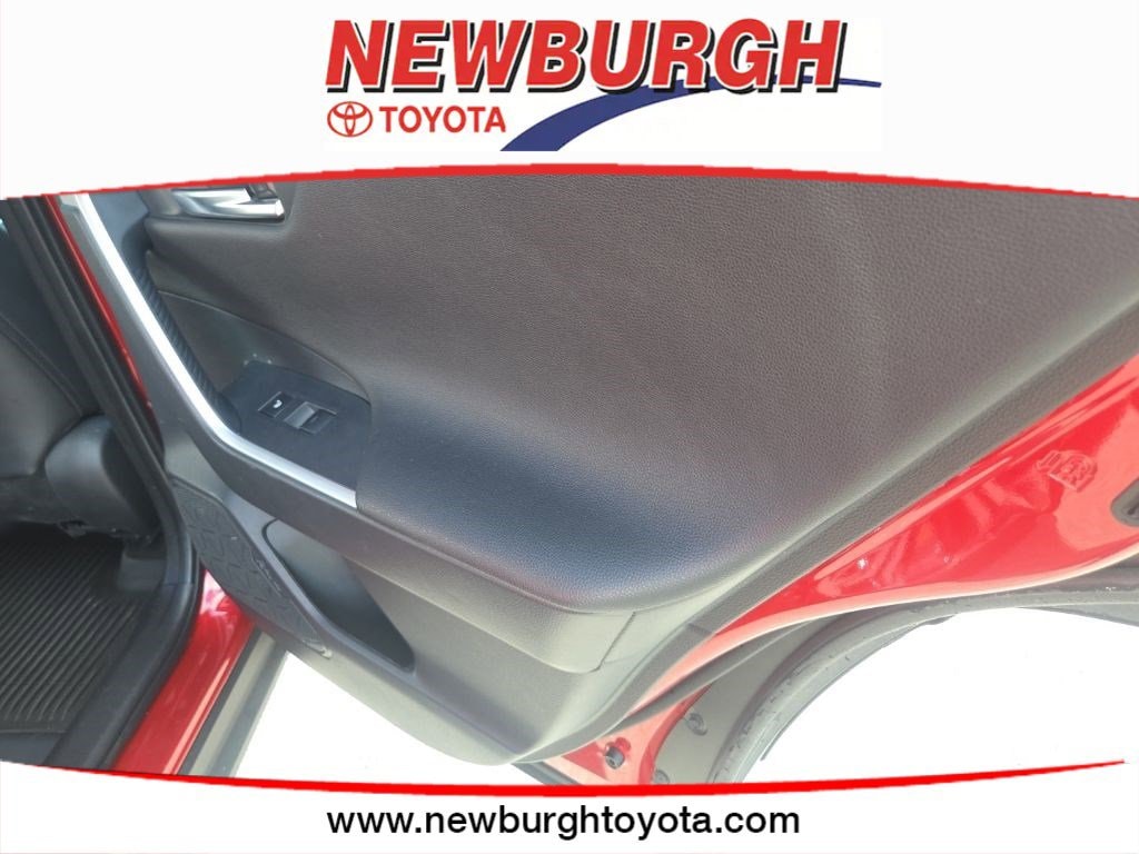 2023 Toyota RAV4 XSE - Photo 20