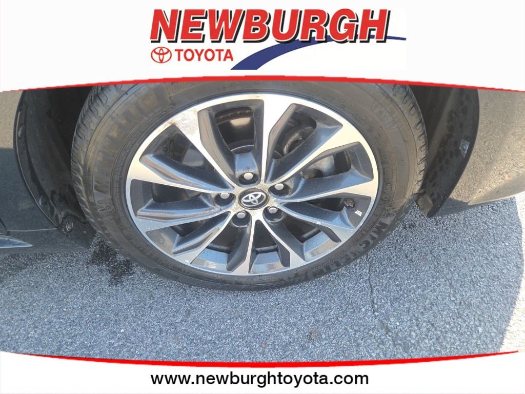 2016 Toyota Avalon XLE - Photo 12